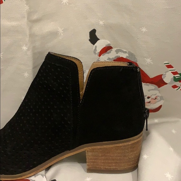 GENUINE LEATHER ANKLE BOOTS - Picture 3 of 7